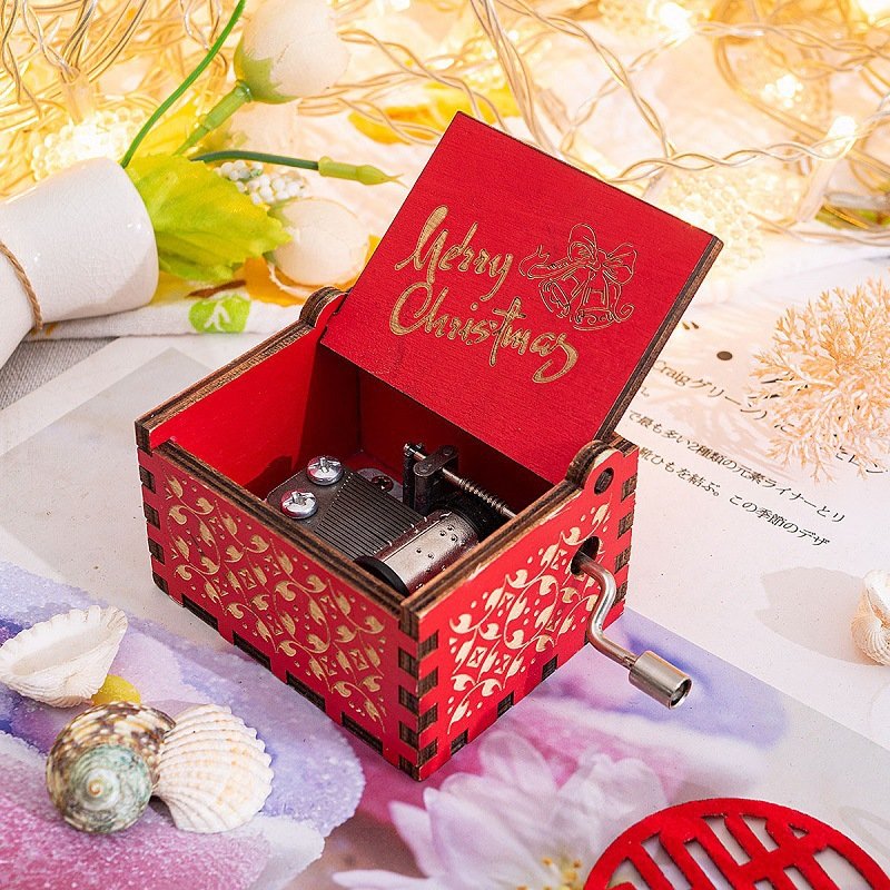 Wooden Hand-cranked Music Box Merry Christmas Music Ornaments Wooden Hand-cranked Music Box Merry Christmas Music Ornaments